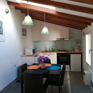 Apartamento Charming House In