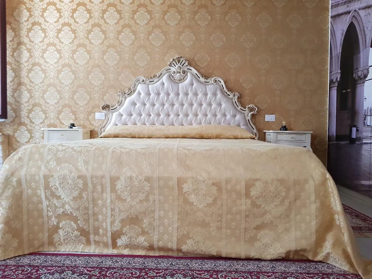 Apartamento La Residenza Di Carlo Close To Piazza San Marco Venecia
